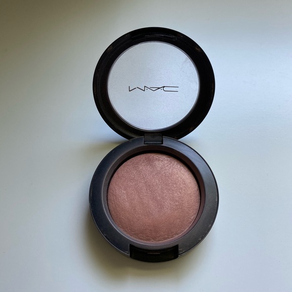 3 MAC Blushes - Picture 6 of 8